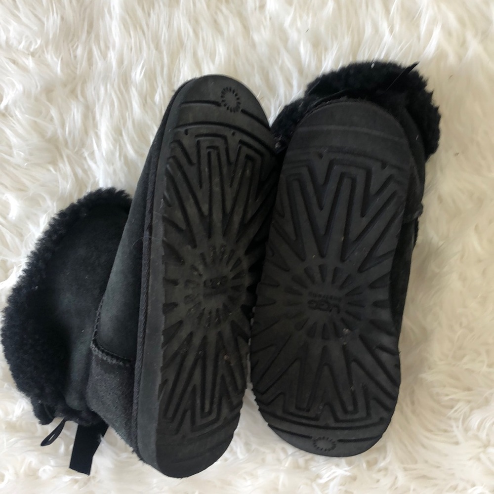 UGG boots - Picture 3 of 4